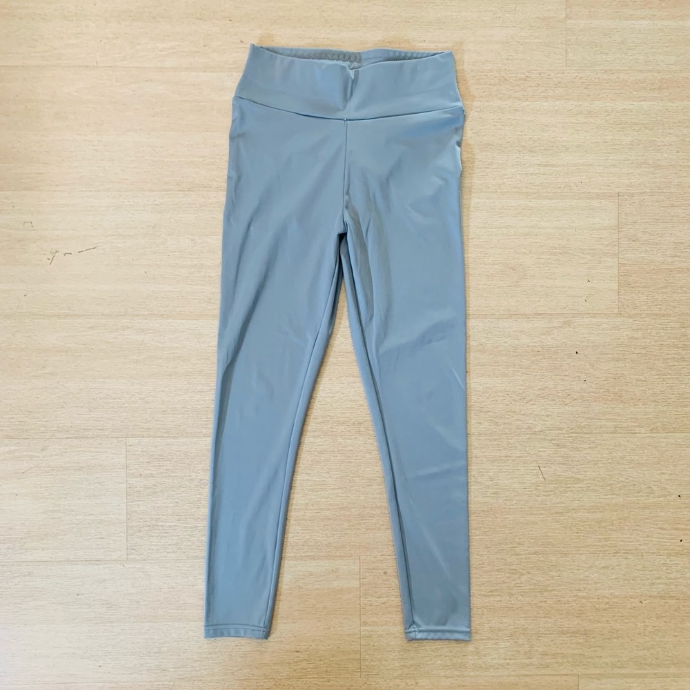 Grey Scrunch Leggings